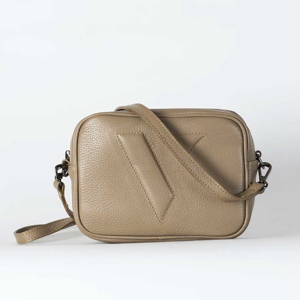 Picture of VESTIRSI Vanessa - Cross Body Leather Tassel Bag in Taupe