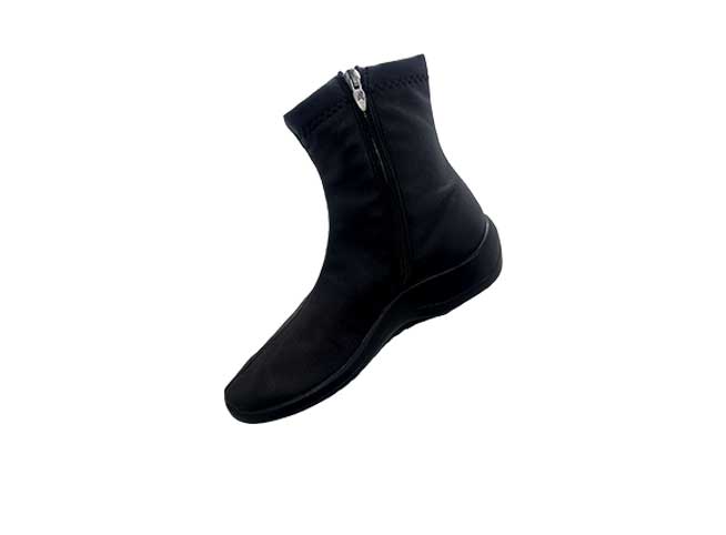 ARCOPEDICO Jasper - Black Washable Microfibre - Image 5